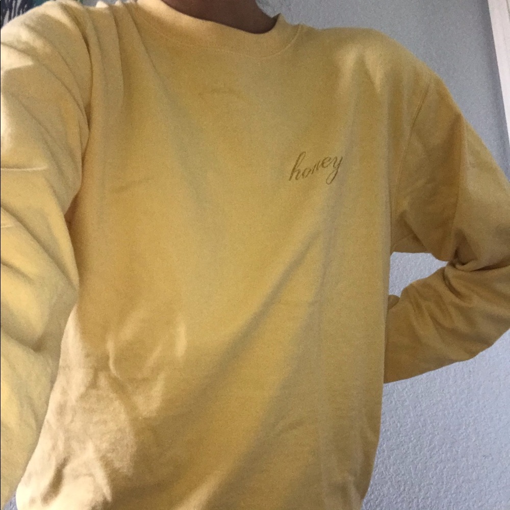 Erica Honey Embroidery Sweatshirt Brandy Melville